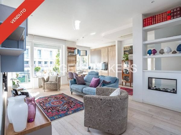 appartamento in vendita a Roma in zona EUR