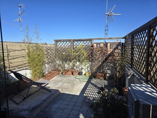 appartamento in vendita a Roma in zona Monte Sacro/Talenti