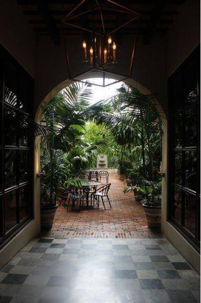 negozio in vendita a Roma in zona EUR