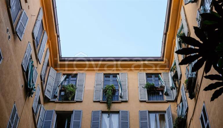 appartamento in vendita a Roma in zona Trevi-Colonna