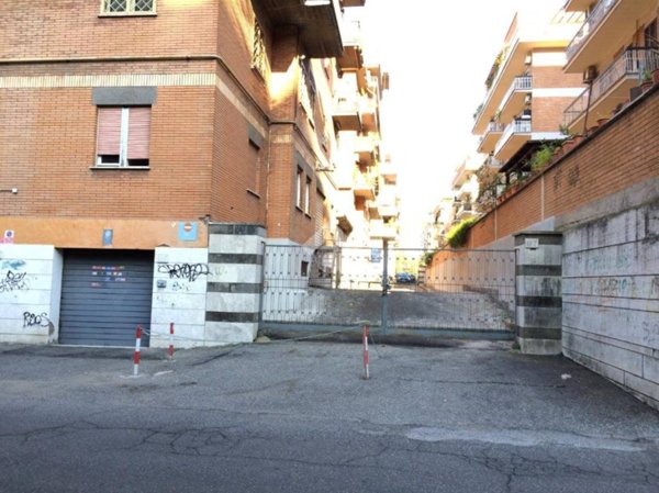 casa indipendente in vendita a Roma