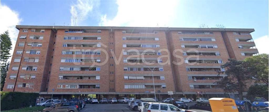 appartamento in vendita a Roma in zona Spinaceto