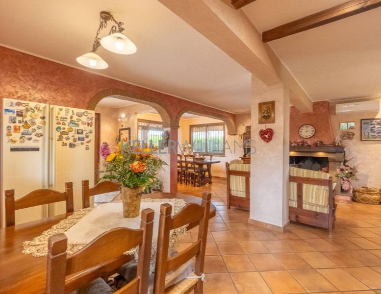 casa indipendente in vendita a Roma