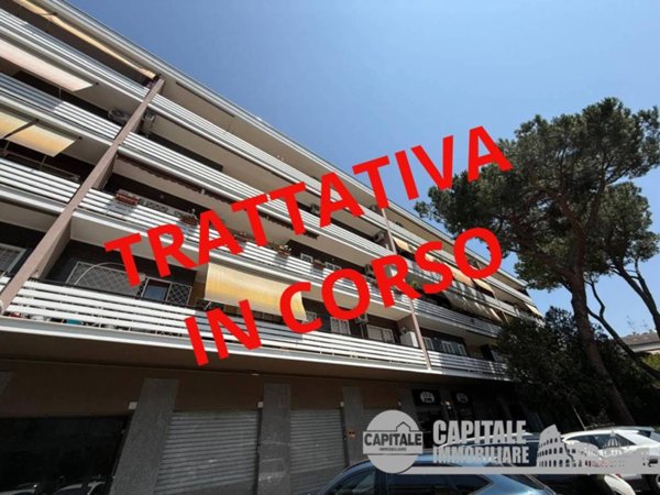 appartamento in vendita a Roma in zona Mostacciano
