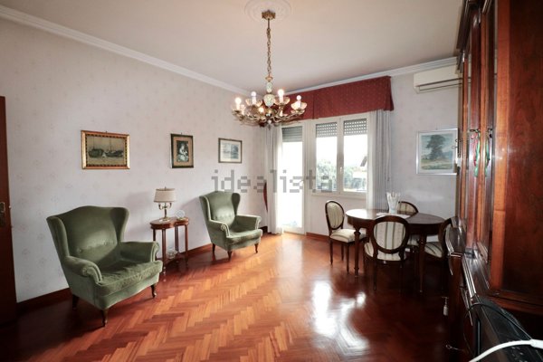 appartamento in vendita a Roma in zona Ostiense