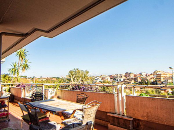 appartamento in vendita a Roma in zona Aurelio