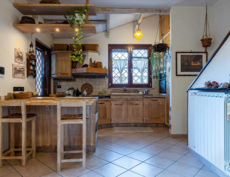 casa indipendente in vendita a Roma in zona Infernetto