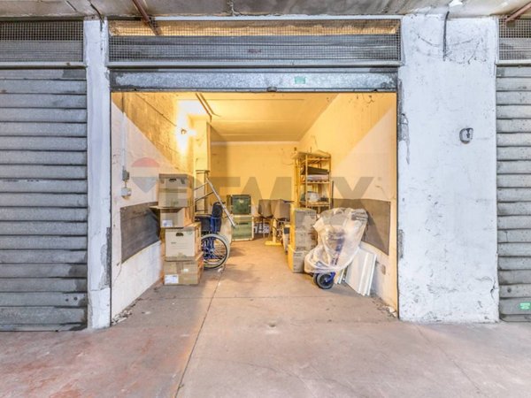 appartamento in vendita a Roma in zona EUR