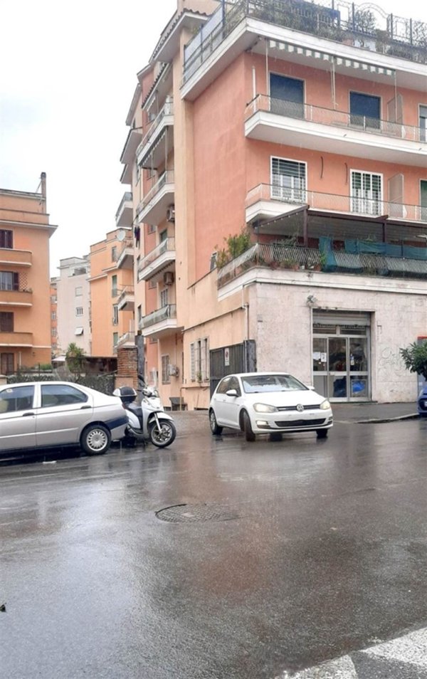 appartamento in vendita a Roma in zona Gianicolense