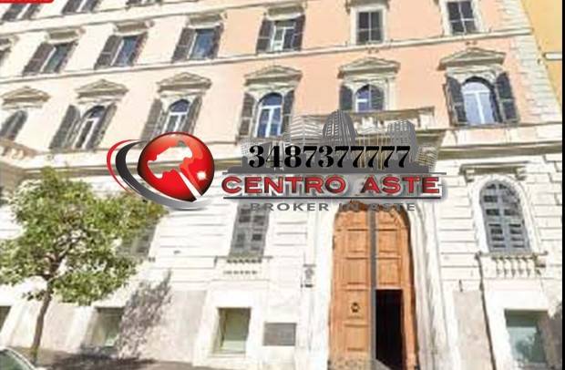 ufficio in vendita a Roma in zona Campo Marzio