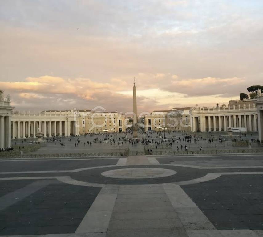 negozio in vendita a Roma in zona Rione Prati
