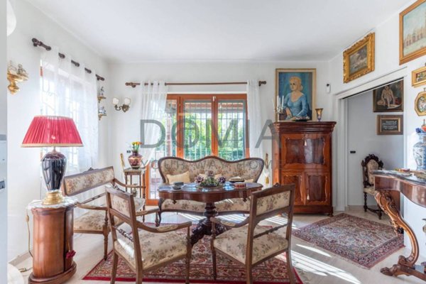 casa indipendente in vendita a Roma in zona Aurelio