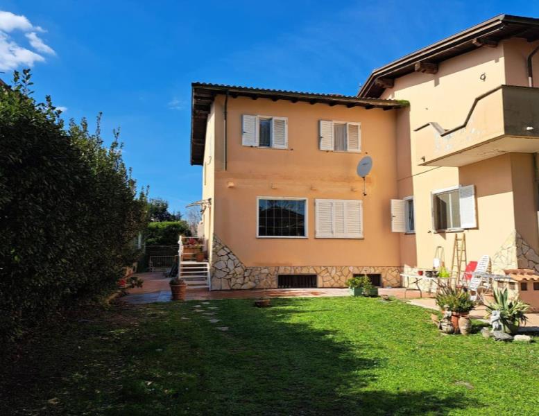 appartamento in vendita a Roma in zona Trigoria