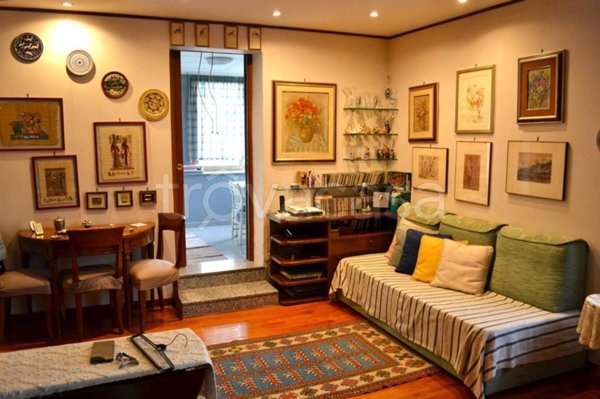 appartamento in vendita a Roma in zona Ardeatino