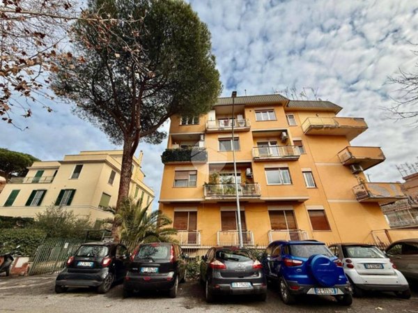 appartamento in vendita a Roma in zona Monte Sacro/Talenti