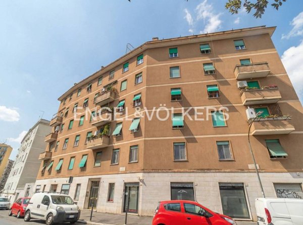 appartamento in vendita a Roma in zona Tuscolano
