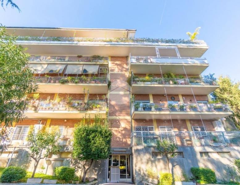 appartamento in vendita a Roma in zona Della Vittoria