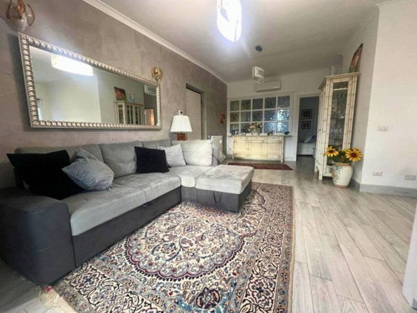 appartamento in vendita a Roma in zona Borghesiana