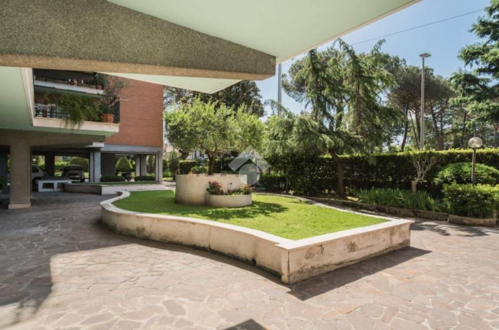 appartamento in vendita a Roma in zona Aurelio