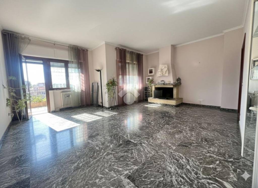 appartamento in vendita a Roma in zona Aurelio