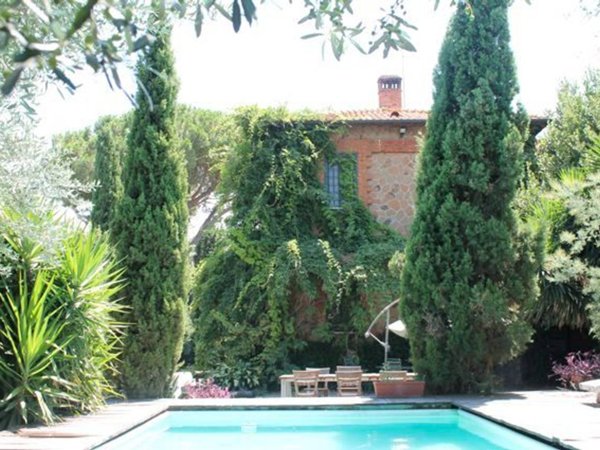 casa indipendente in vendita a Roma