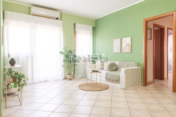 appartamento in vendita a Roma in zona Romanina