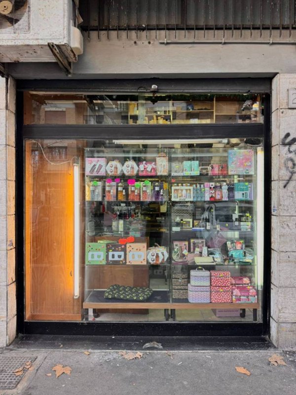 negozio in vendita a Roma in zona Ostia