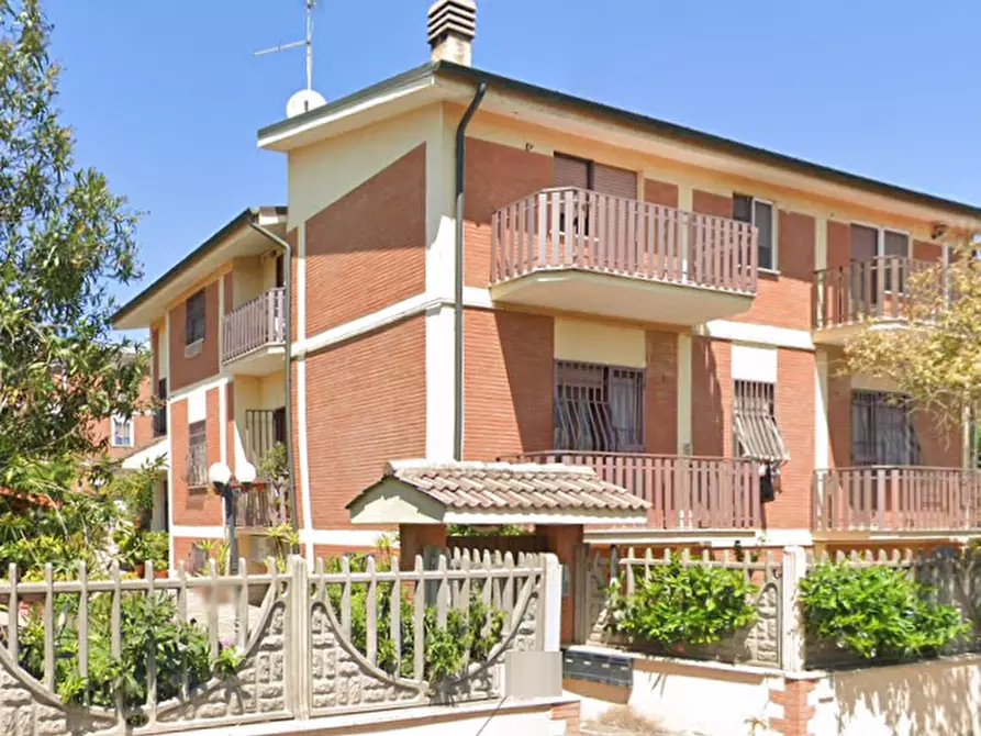 appartamento in vendita a Roma in zona Ponte di Nona