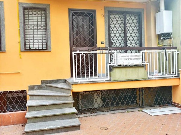 casa indipendente in vendita a Roma in zona Torre Angela