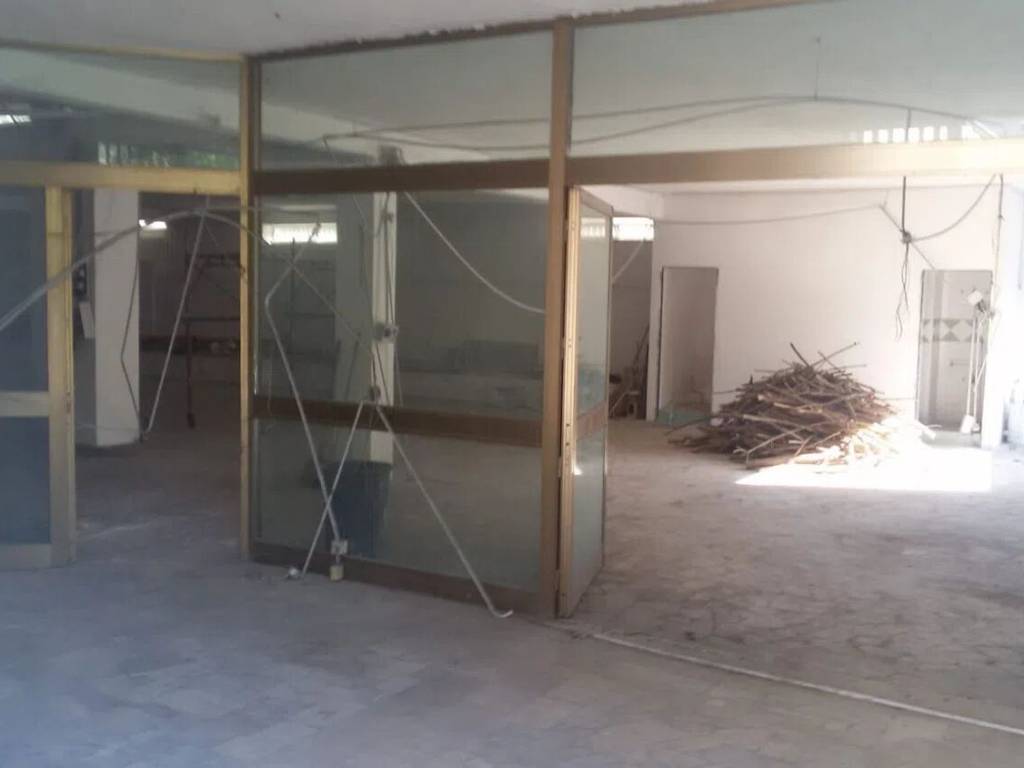 negozio in vendita a Roma in zona Olgiata