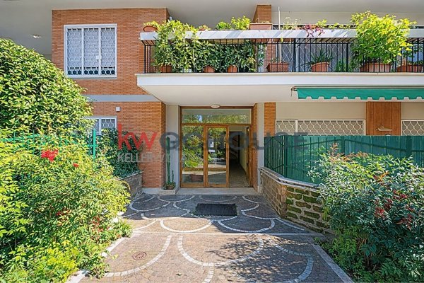appartamento in vendita a Roma in zona Gianicolense