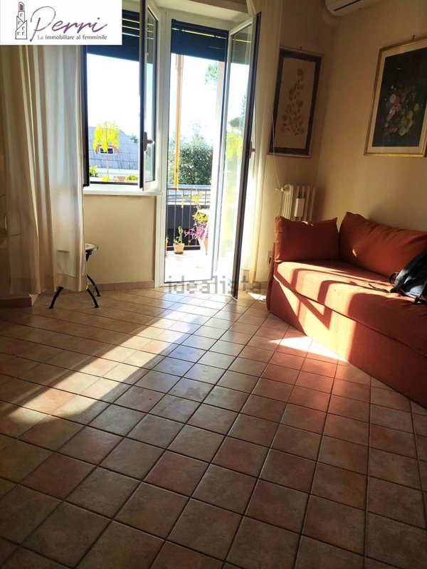 appartamento in vendita a Roma in zona Tomba di Nerone