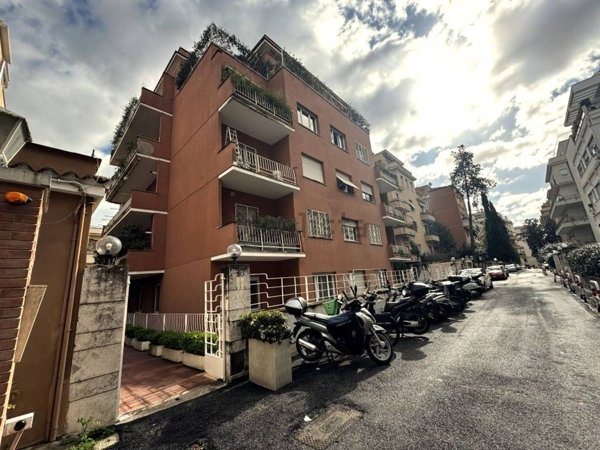 appartamento in vendita a Roma in zona Pinciano