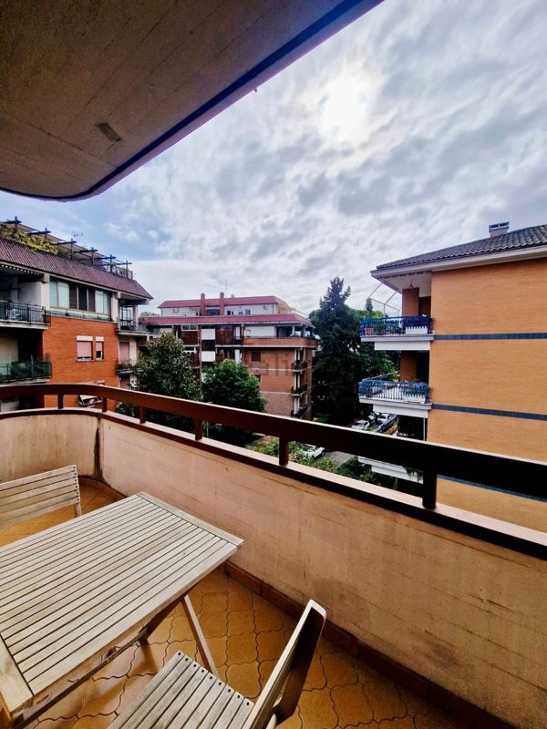 appartamento in vendita a Roma in zona Monte Sacro/Talenti