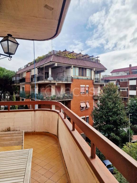 appartamento in vendita a Roma in zona Monte Sacro/Talenti