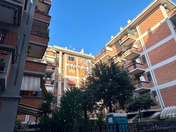 appartamento in vendita a Roma in zona Ostia
