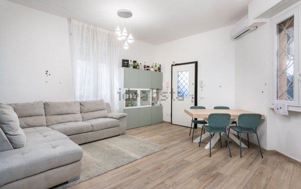 appartamento in vendita a Roma in zona Ostia