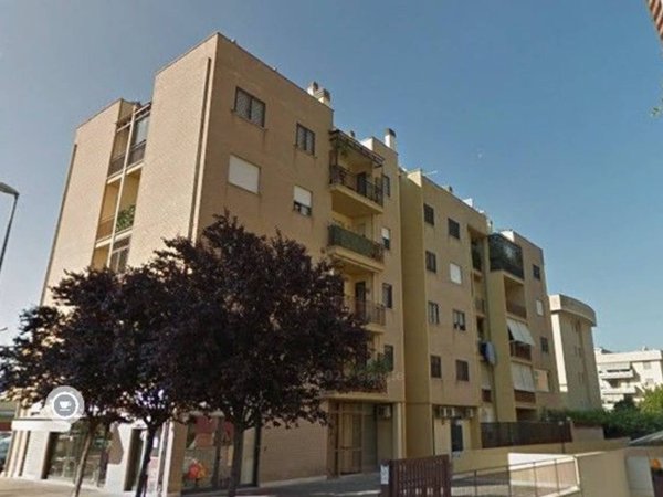 appartamento in vendita a Roma in zona Appio Claudio