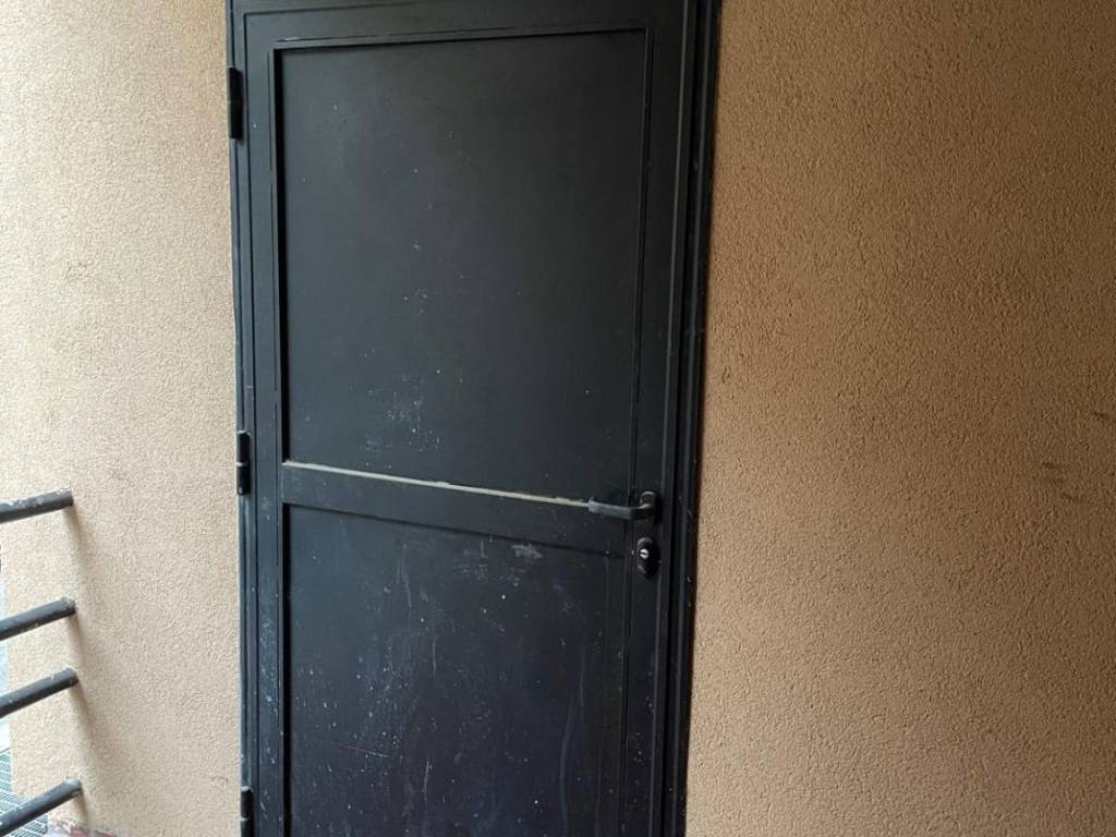 locale commerciale in vendita a Roma in zona Giuliano Dalmata