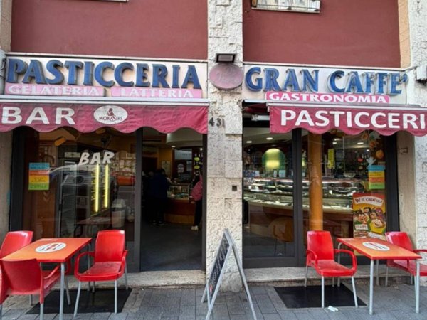 negozio in vendita a Roma in zona Tiburtino