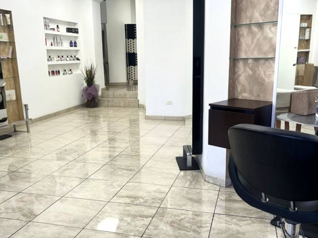 negozio in vendita a Roma in zona Aurelio