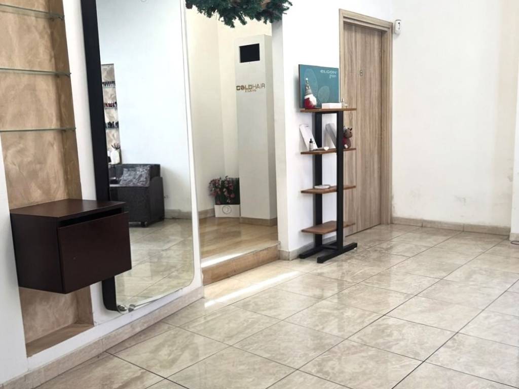 negozio in vendita a Roma in zona Aurelio