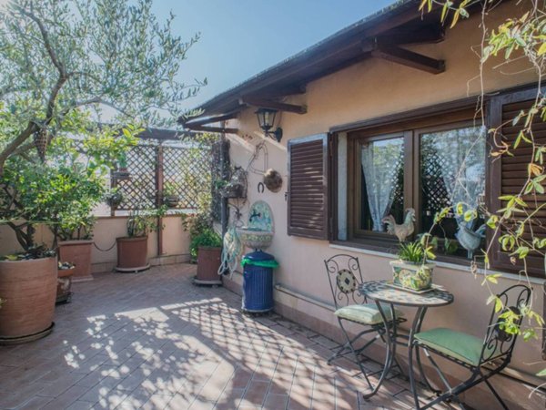 appartamento in vendita a Roma in zona Giuliano Dalmata