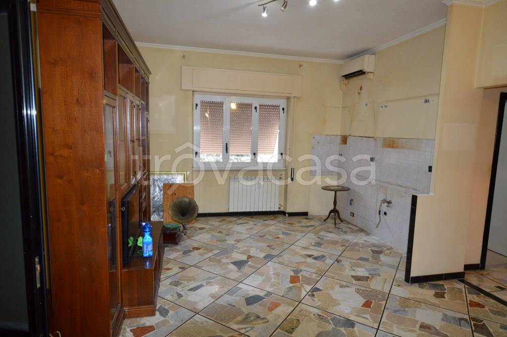 appartamento in vendita a Roma in zona Prenestino-Centocelle