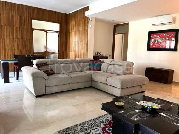 appartamento in vendita a Roma in zona EUR
