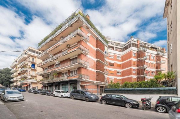 appartamento in vendita a Roma in zona Della Vittoria