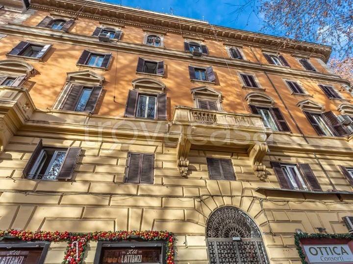 appartamento in vendita a Roma in zona Rione Prati