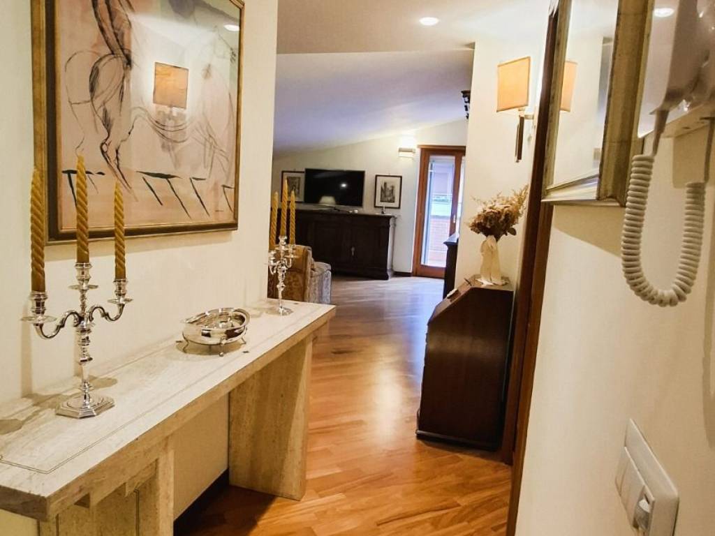 appartamento in vendita a Roma