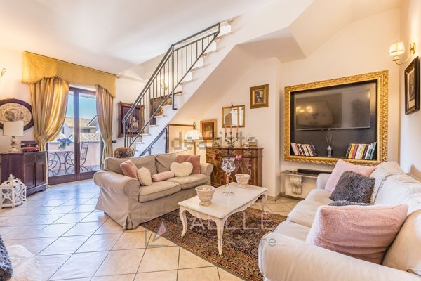 appartamento in vendita a Roma in zona Infernetto