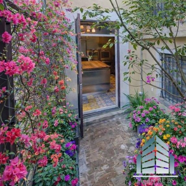 appartamento in vendita a Roma in zona Rione Regola